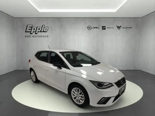 Photo 1 : Seat Ibiza 2024 Essence