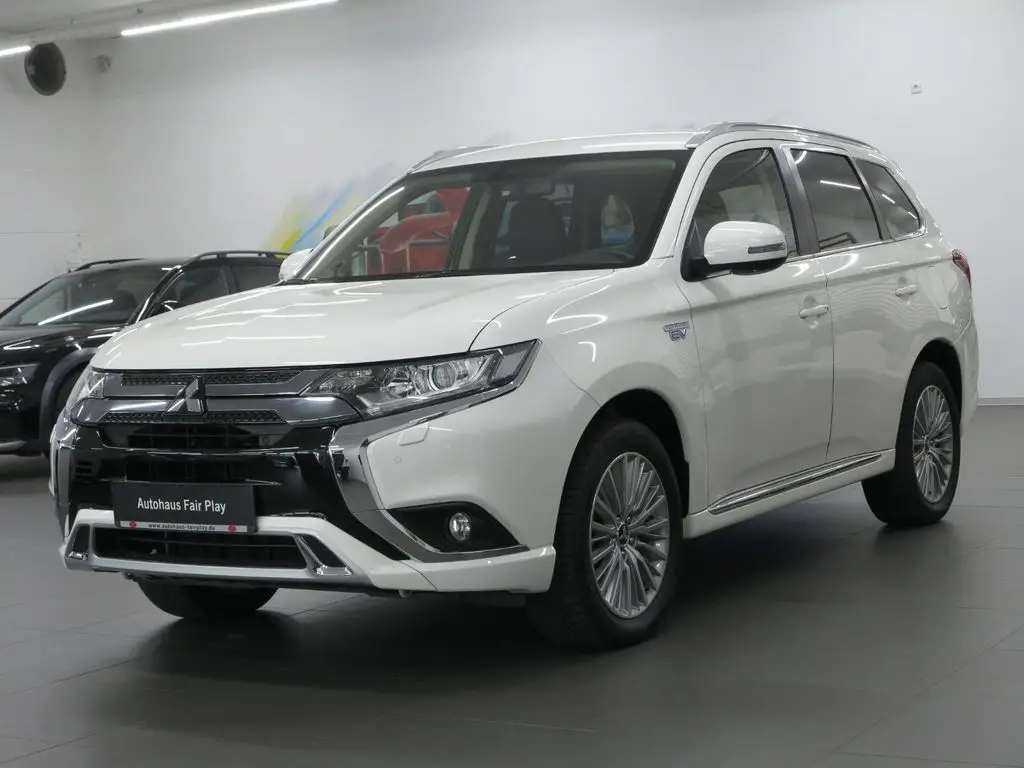 Photo 1 : Mitsubishi Outlander 2020 Hybride