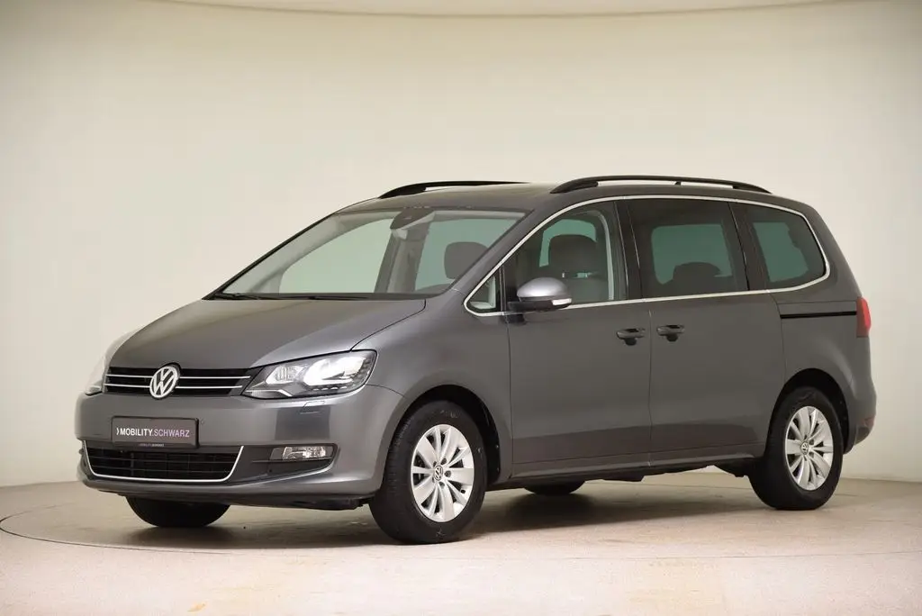 Photo 1 : Volkswagen Sharan 2022 Petrol