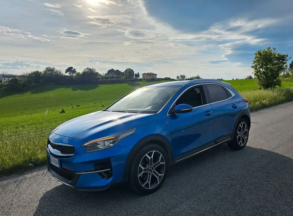 Photo 1 : Kia Xceed 2022 Hybrid