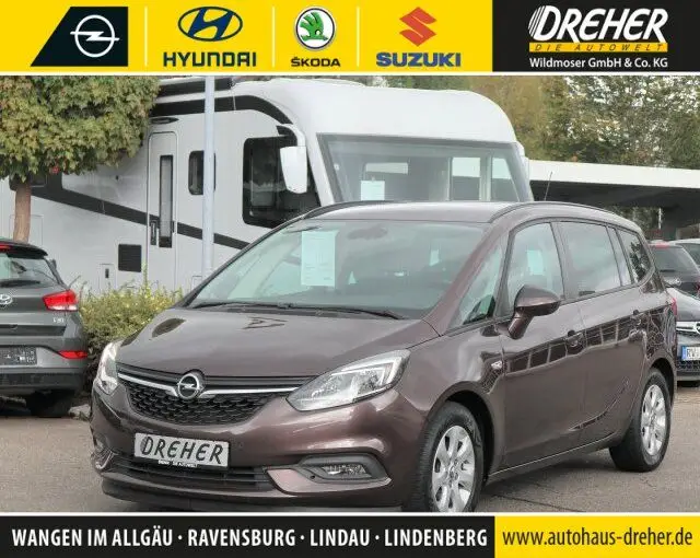 Photo 1 : Opel Zafira 2016 Petrol