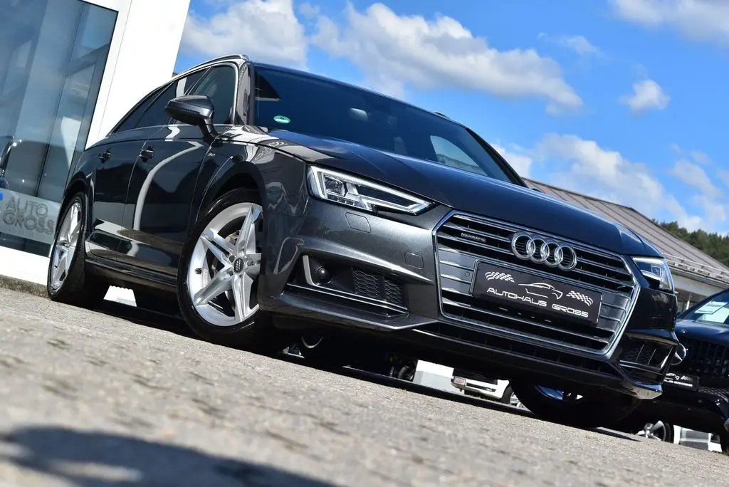 Photo 1 : Audi A4 2017 Diesel