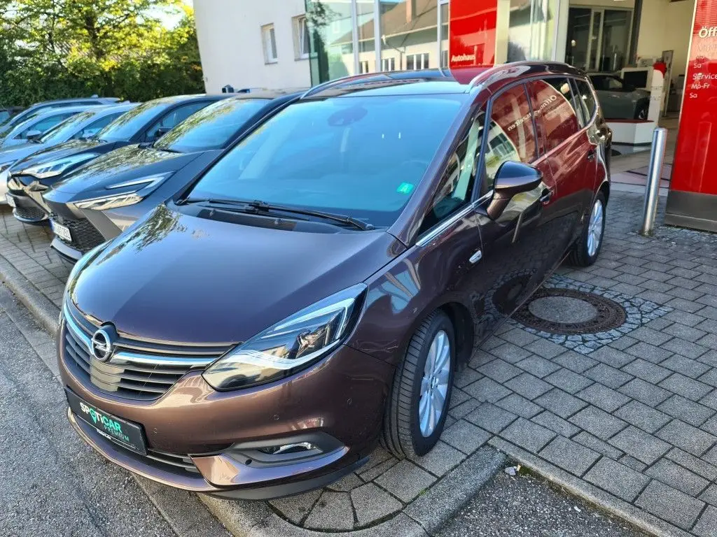 Photo 1 : Opel Zafira 2017 Diesel