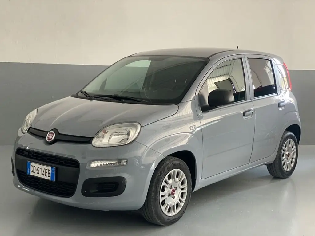 Photo 1 : Fiat Panda 2021 Essence