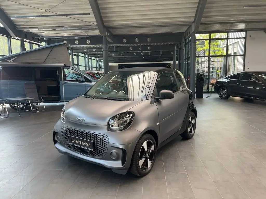 Photo 1 : Smart Fortwo 2021 Non renseigné