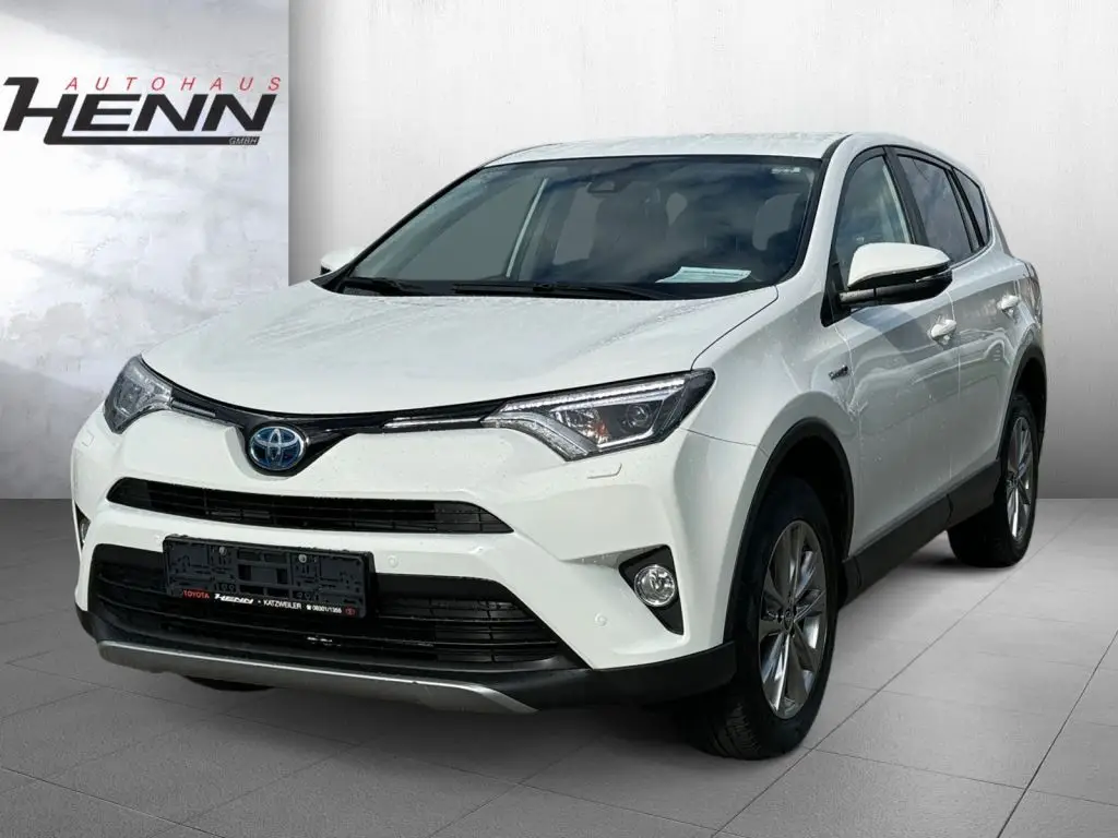 Photo 1 : Toyota Rav4 2017 Hybrid