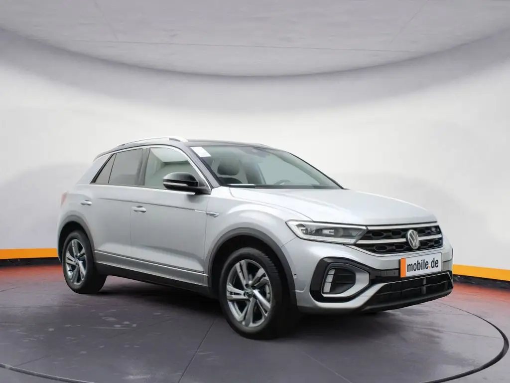 Photo 1 : Volkswagen T-roc 2023 Essence