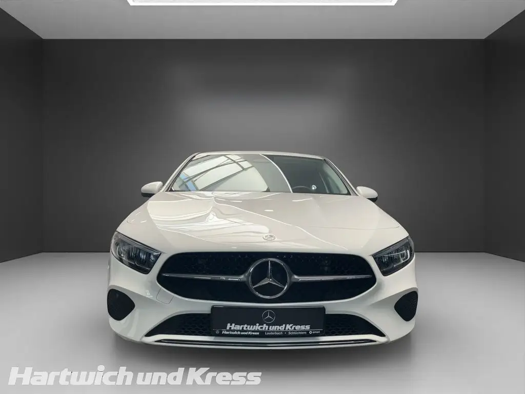 Photo 1 : Mercedes-benz Classe A 2023 Petrol