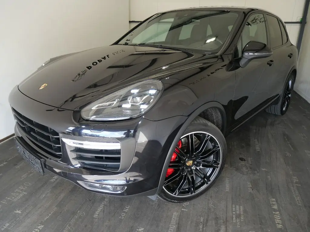 Photo 1 : Porsche Cayenne 2015 Essence