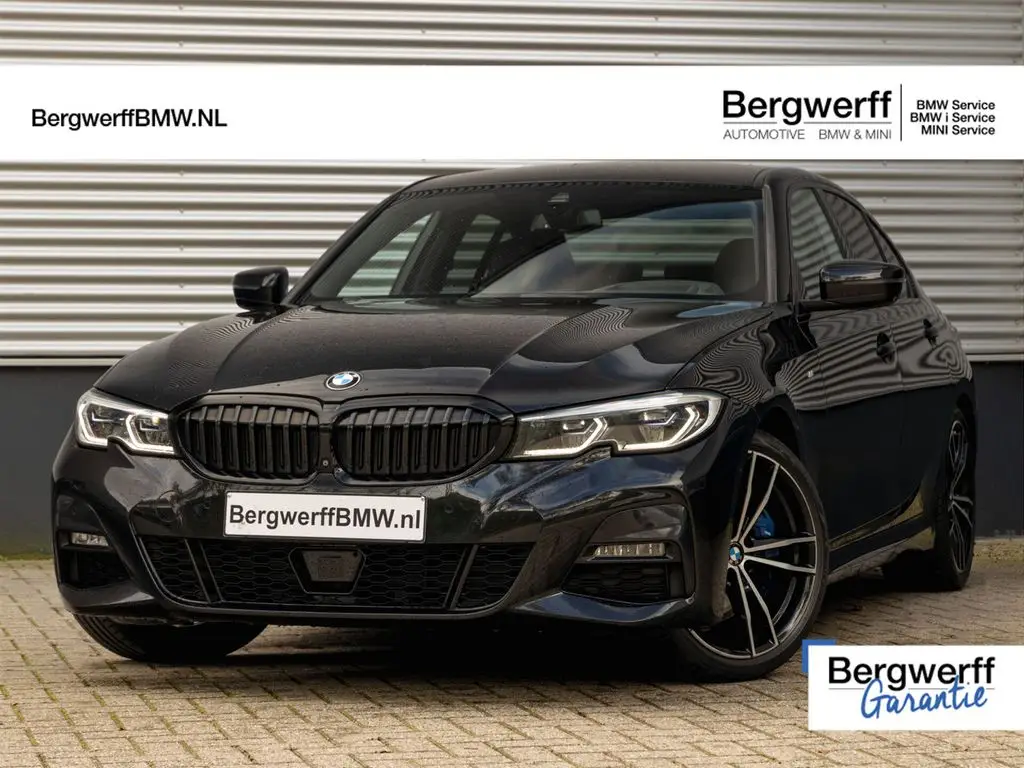 Photo 1 : Bmw Serie 3 2019 Petrol