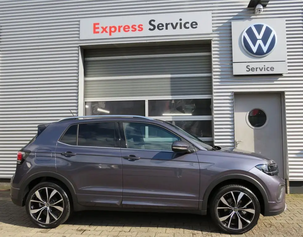 Photo 1 : Volkswagen T-cross 2024 Essence