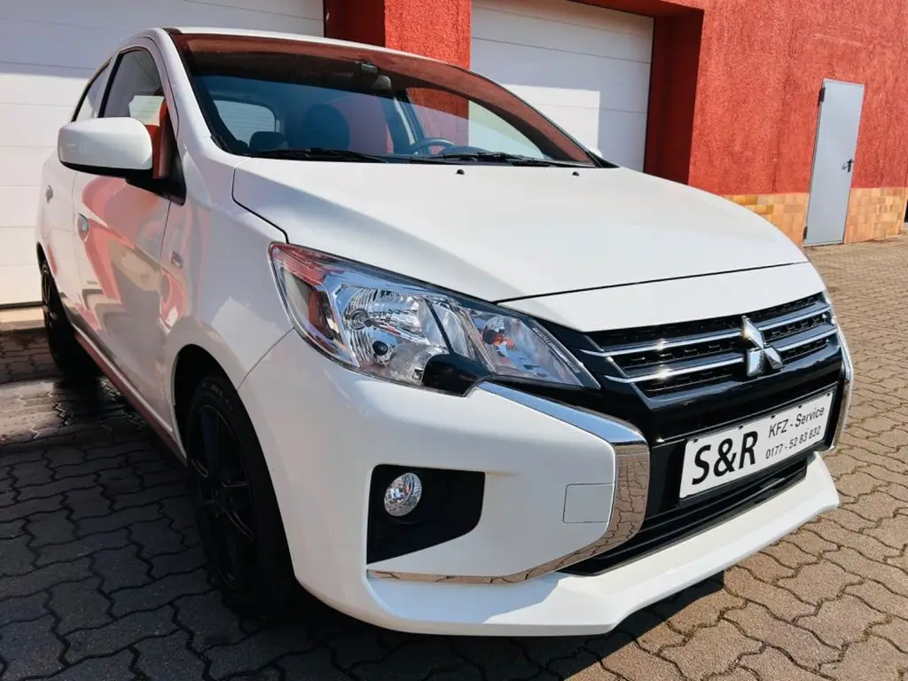 Photo 1 : Mitsubishi Space Star 2021 Petrol