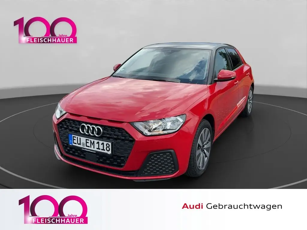 Photo 1 : Audi A1 2023 Essence