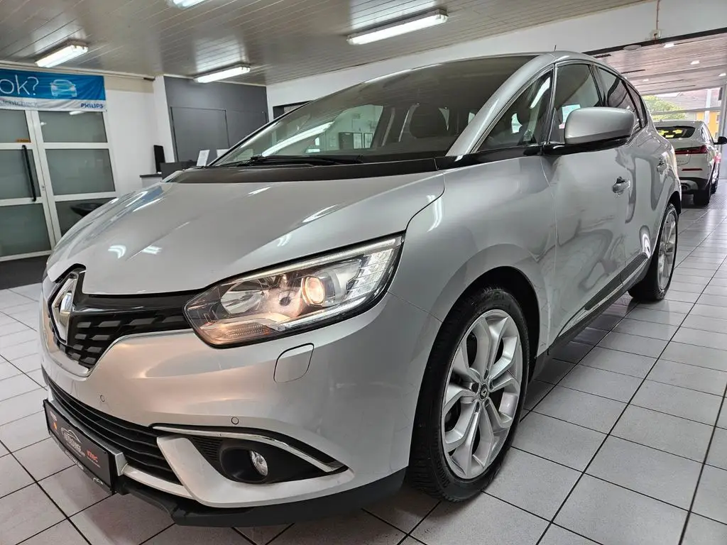 Photo 1 : Renault Scenic 2018 Diesel