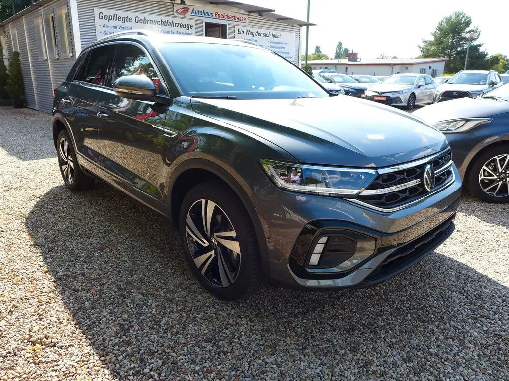 Photo 1 : Volkswagen T-roc 2024 Petrol