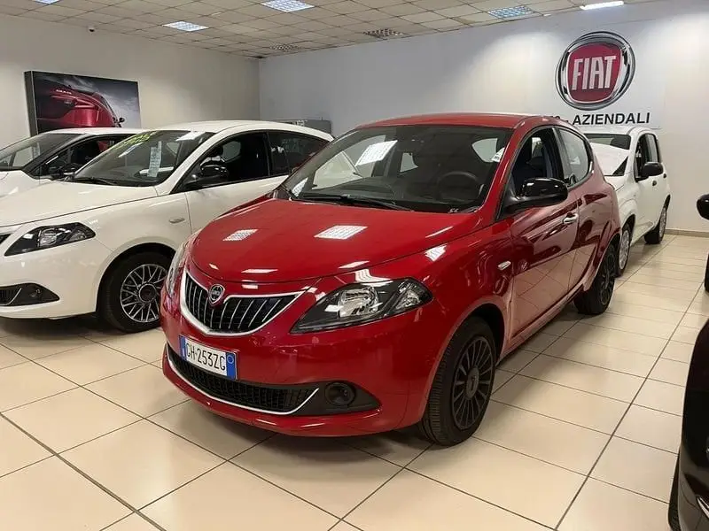 Photo 1 : Lancia Ypsilon 2022 Hybride