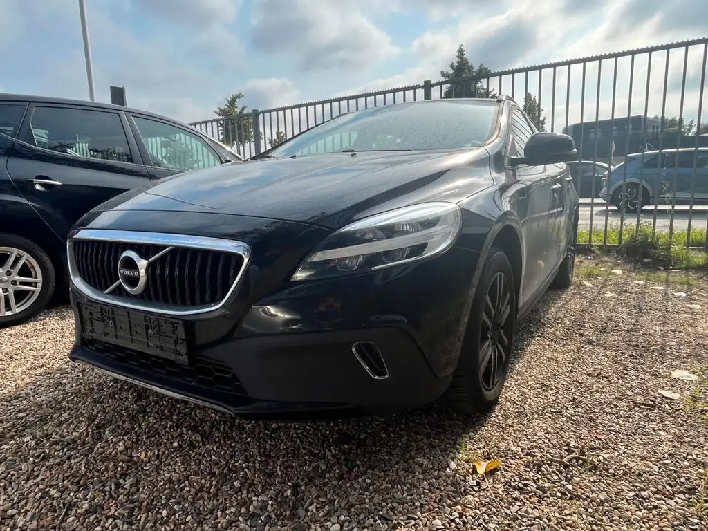 Photo 1 : Volvo V40 2020 Diesel