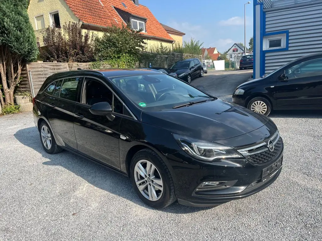 Photo 1 : Opel Astra 2017 Diesel