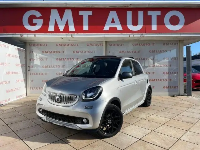 Photo 1 : Smart Forfour 2019 Petrol