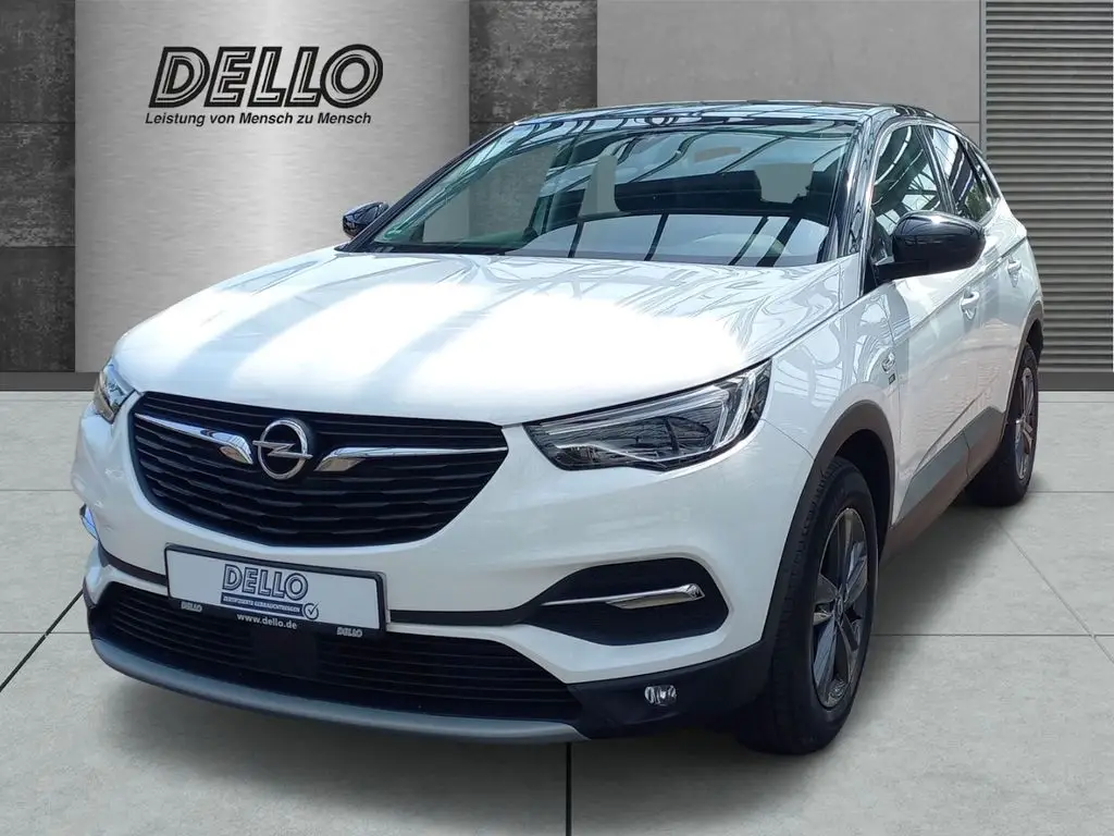 Photo 1 : Opel Grandland 2021 Petrol