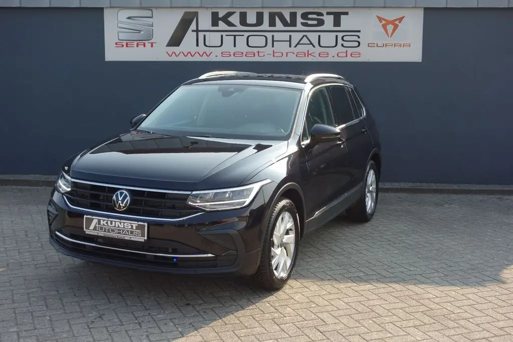 Photo 1 : Volkswagen Tiguan 2023 Petrol