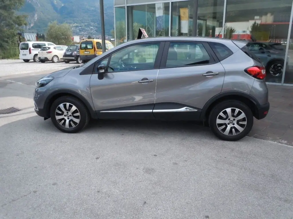 Photo 1 : Renault Captur 2016 Petrol