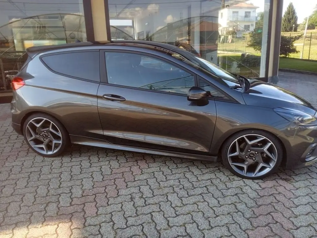 Photo 1 : Ford Fiesta 2019 Essence