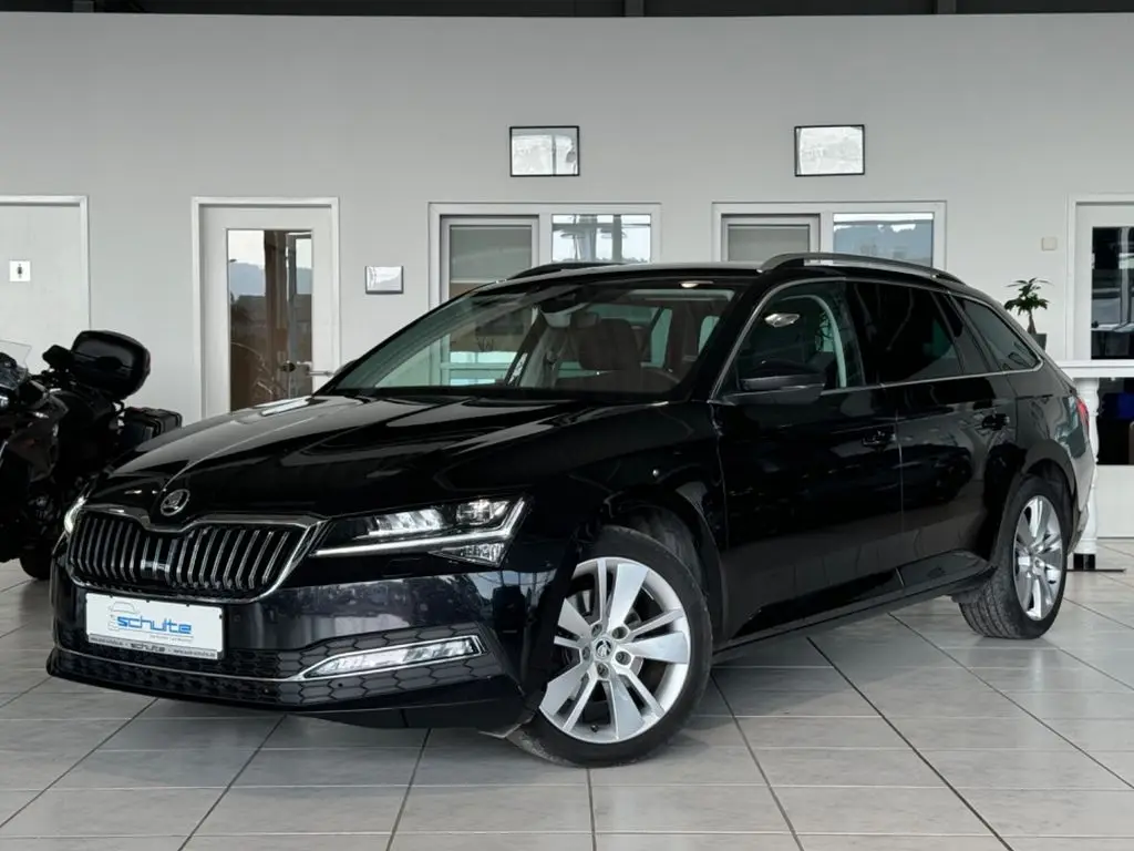 Photo 1 : Skoda Superb 2021 Diesel