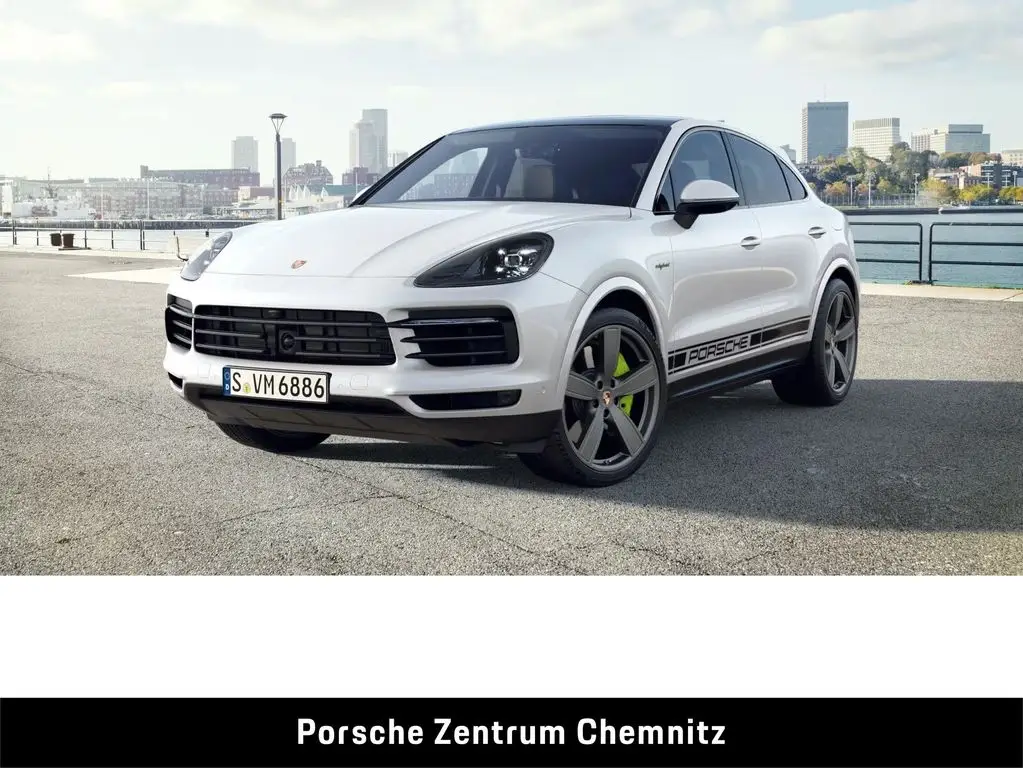 Photo 1 : Porsche Cayenne 2023 Hybrid