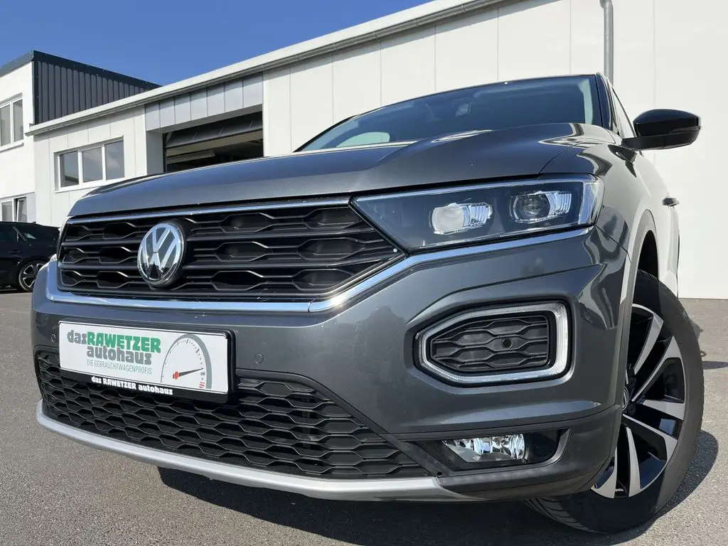 Photo 1 : Volkswagen T-roc 2020 Essence