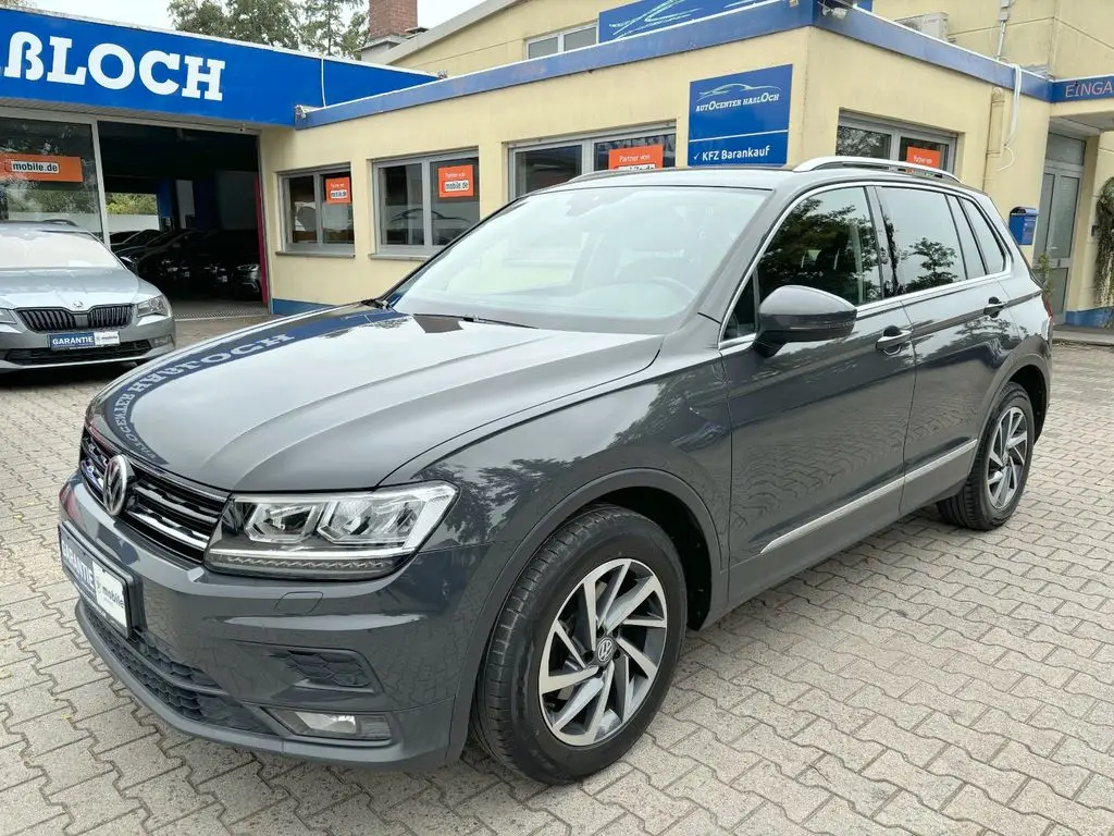 Photo 1 : Volkswagen Tiguan 2017 Petrol