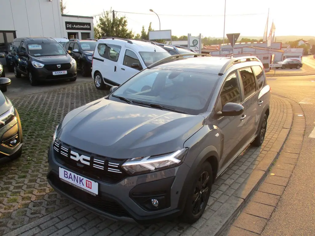 Photo 1 : Dacia Jogger 2023 Essence