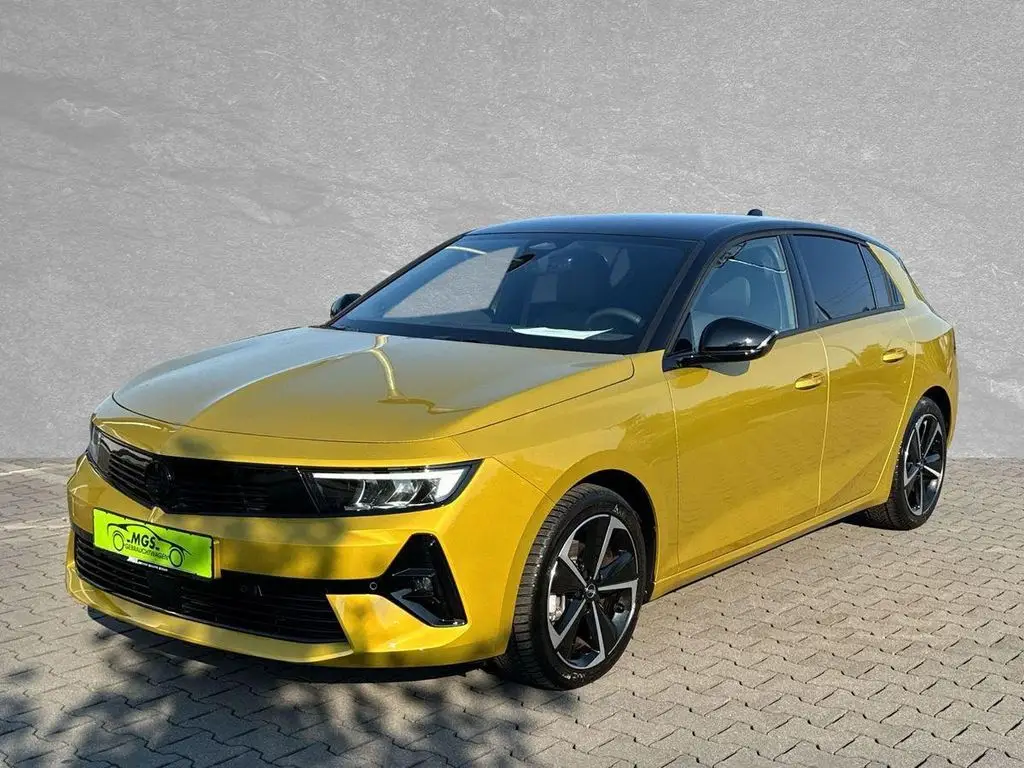 Photo 1 : Opel Astra 2023 Essence