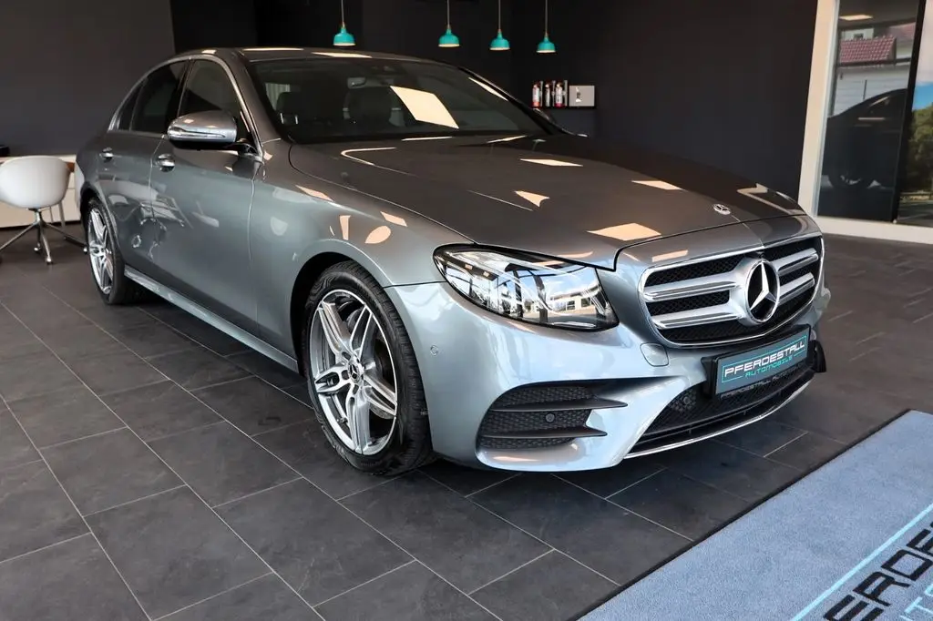 Photo 1 : Mercedes-benz Classe E 2019 Petrol