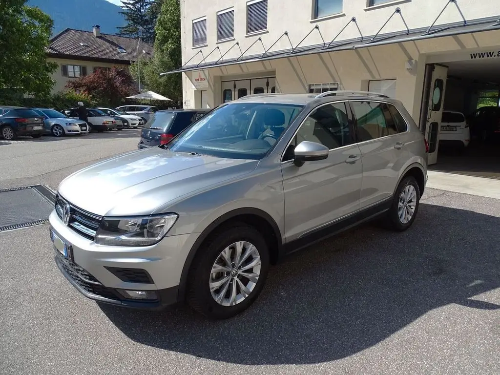 Photo 1 : Volkswagen Tiguan 2019 Diesel