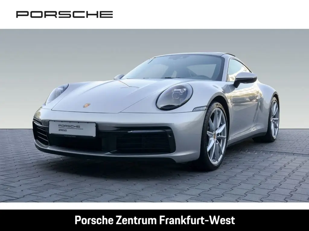 Photo 1 : Porsche 992 2023 Petrol