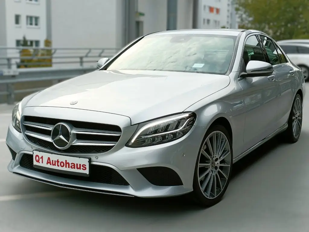 Photo 1 : Mercedes-benz Classe C 2019 Petrol