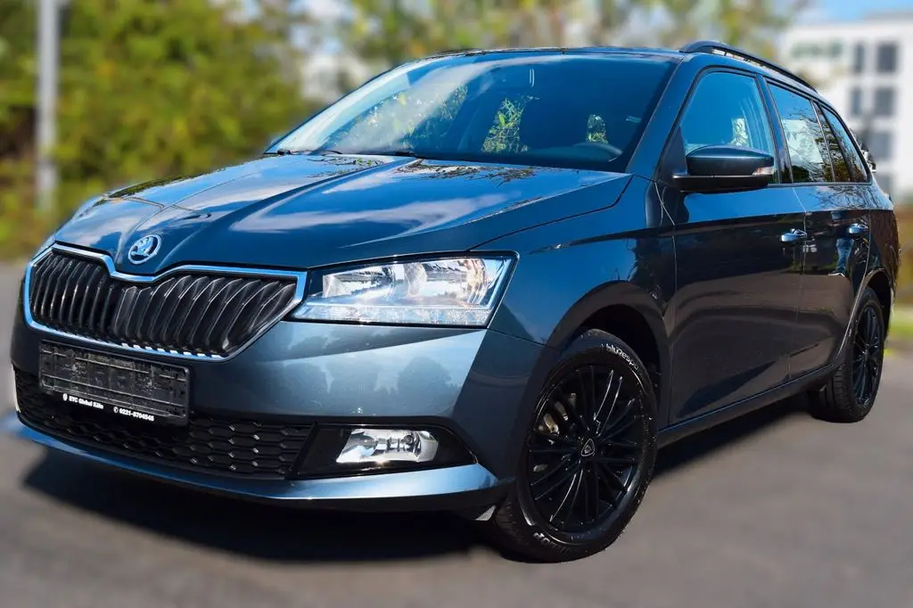 Photo 1 : Skoda Fabia 2019 Essence