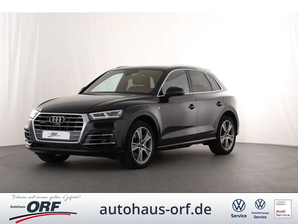 Photo 1 : Audi Q5 2018 Diesel