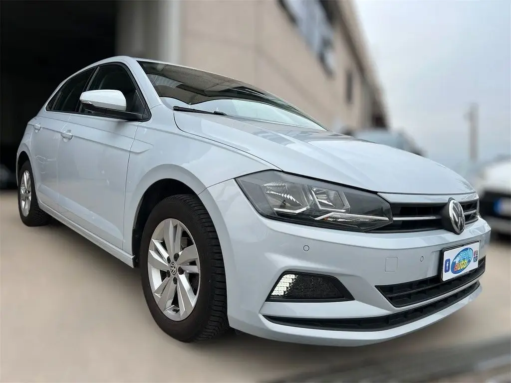 Photo 1 : Volkswagen Polo 2018 Petrol