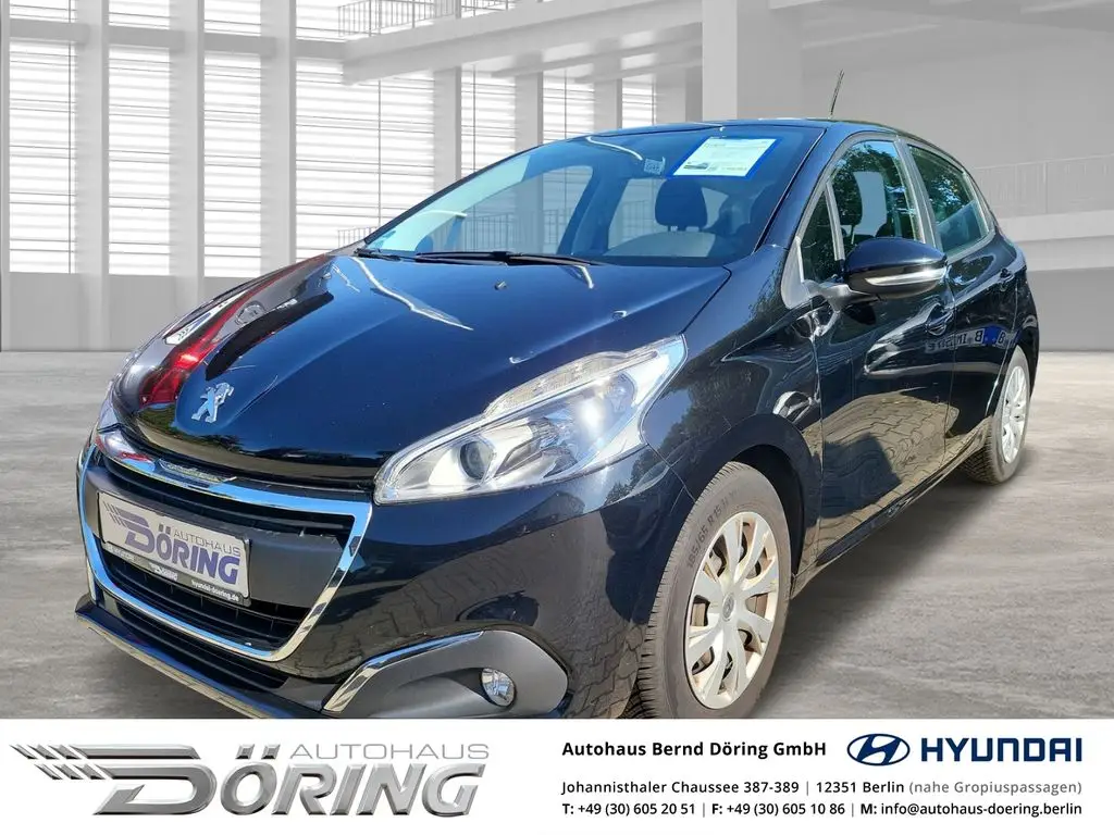 Photo 1 : Peugeot 208 2016 Petrol