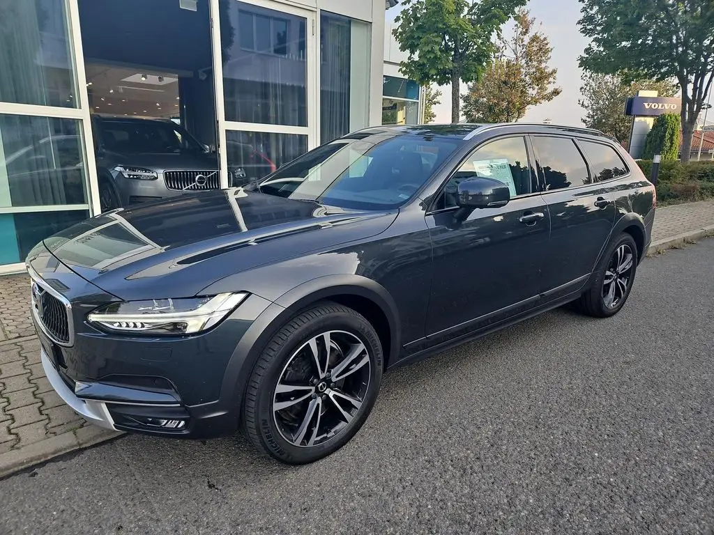 Photo 1 : Volvo V90 2019 Diesel