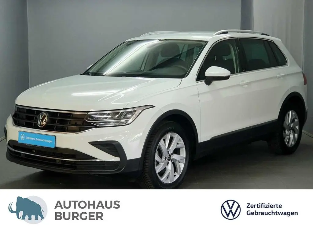 Photo 1 : Volkswagen Tiguan 2023 Petrol