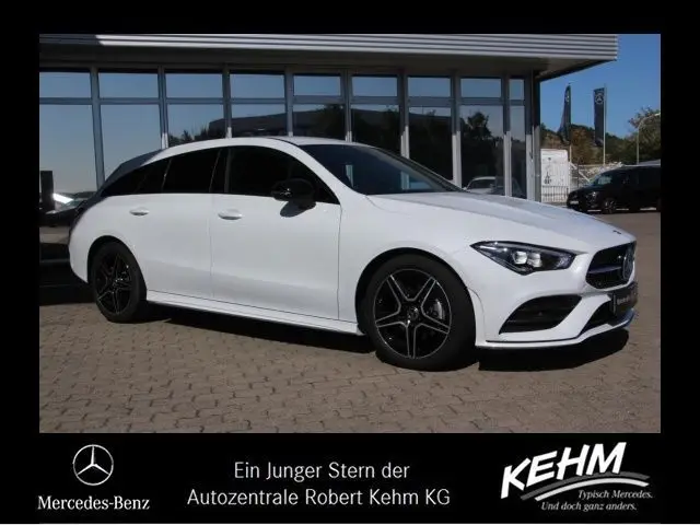 Photo 1 : Mercedes-benz Classe Cla 2023 Petrol