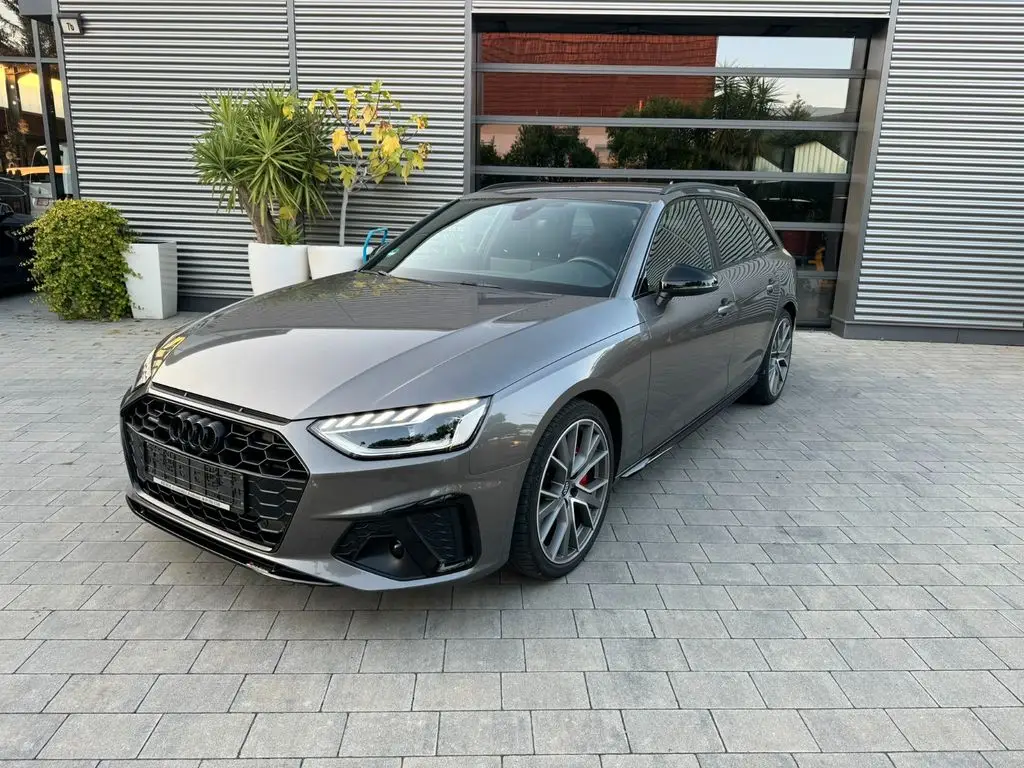 Photo 1 : Audi A4 2019 Diesel