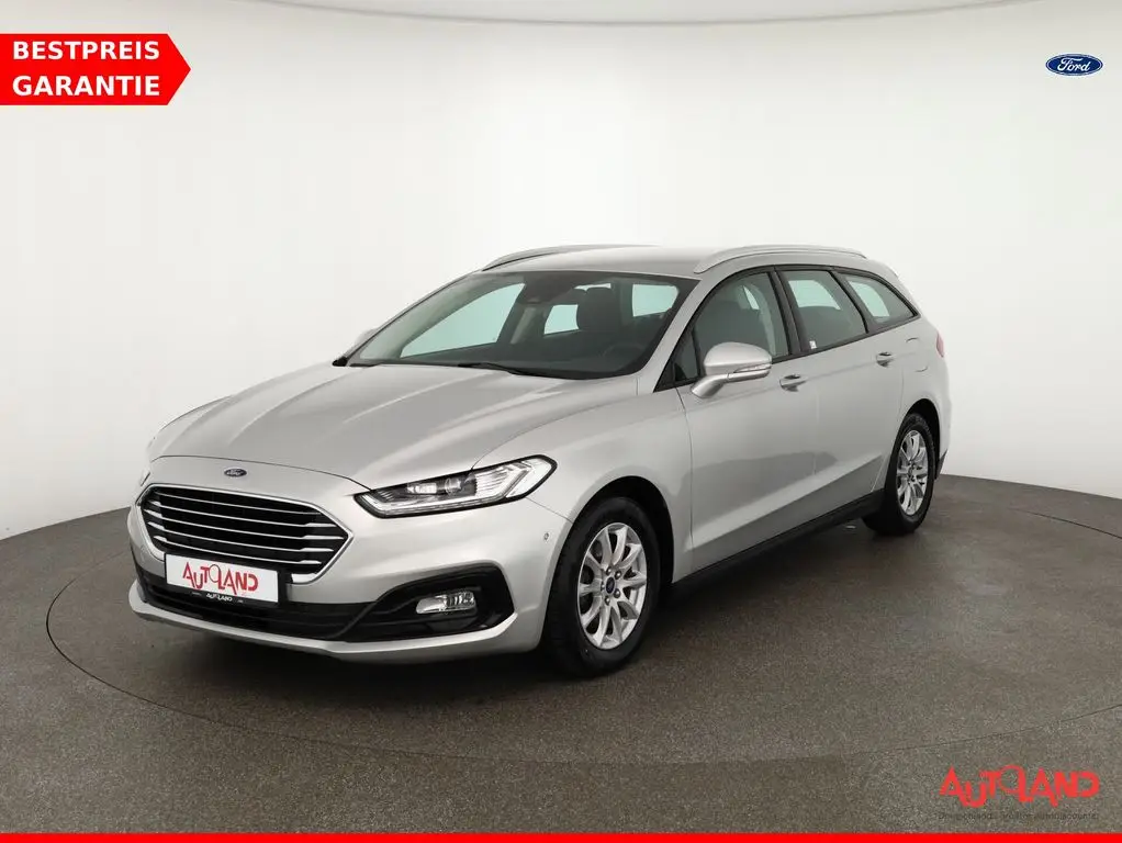 Photo 1 : Ford Mondeo 2019 Petrol