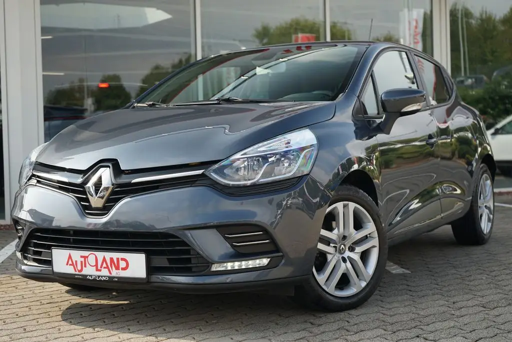 Photo 1 : Renault Clio 2021 Petrol