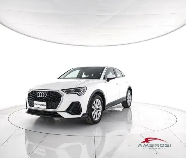 Photo 1 : Audi Q3 2020 Diesel