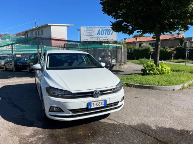 Photo 1 : Volkswagen Polo 2019 Petrol