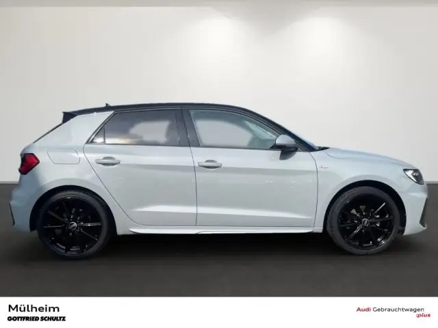 Photo 1 : Audi A1 2021 Essence